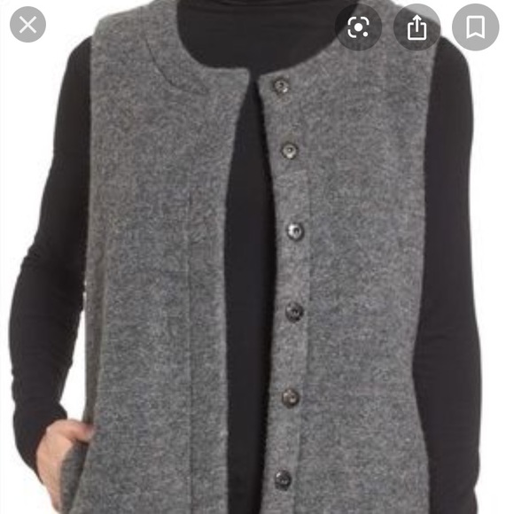 Pleione Gray wool fleece snap front vest - Picture 3 of 8